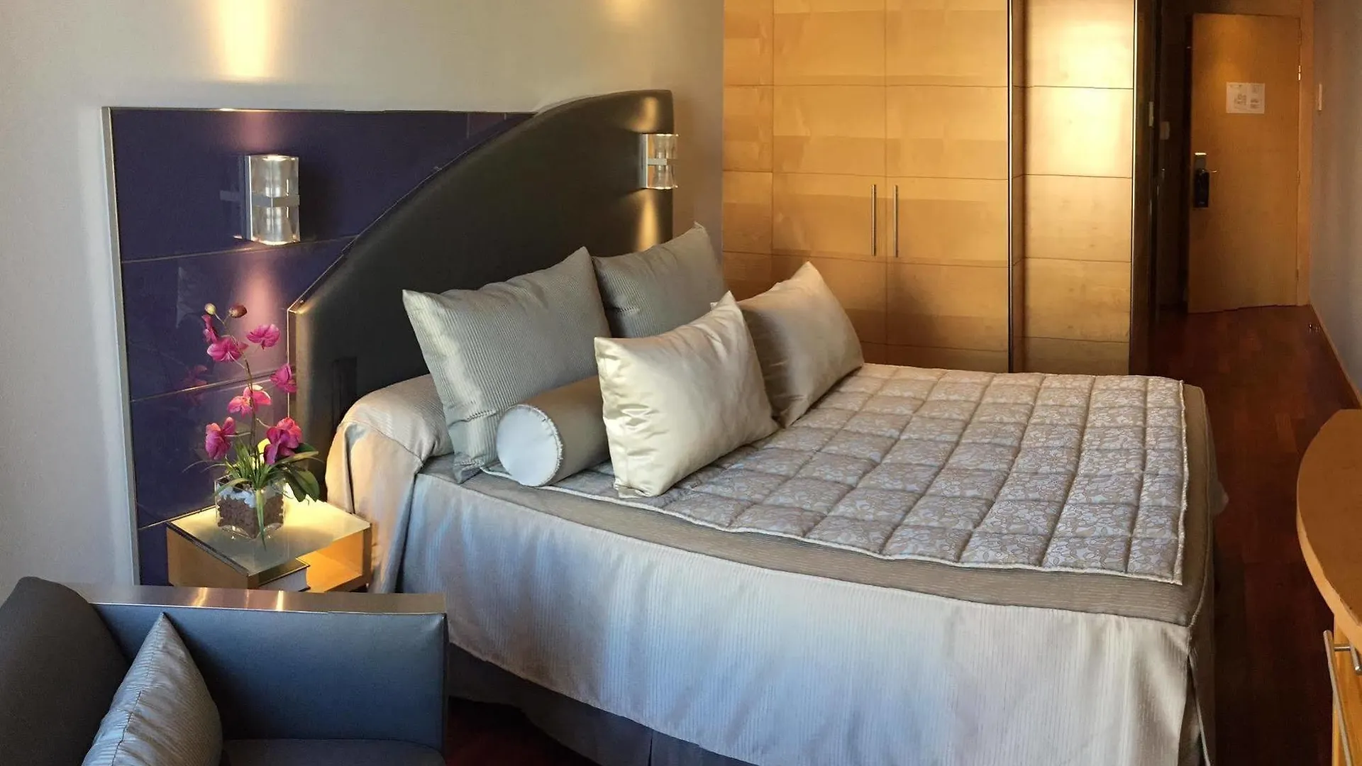 Hotel Sansi Barcelona 4*,  Spain